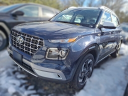 Hyundai Venue SEL FWD w/Two-Tone Roof 2026