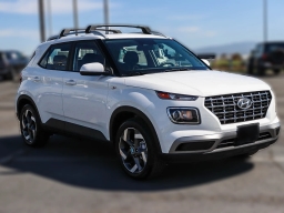 Hyundai Venue SEL FWD 2026