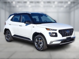 Hyundai Venue SEL FWD w/Two-Tone Roof 2026