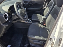 Hyundai Venue SEL FWD 2026