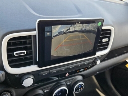 Hyundai Venue SEL FWD 2026