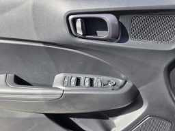 Hyundai Venue SEL FWD 2026