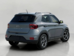 Hyundai Venue SEL FWD 2026
