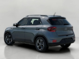 Hyundai Venue SEL FWD 2026