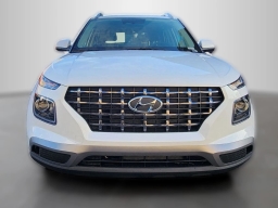 Hyundai Venue SEL FWD 2026