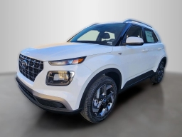 Hyundai Venue SEL FWD 2026