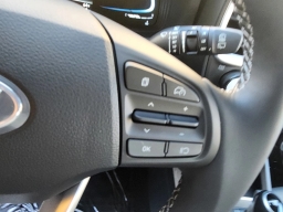Hyundai Venue SEL FWD 2026