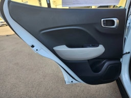 Hyundai Venue SEL FWD 2026