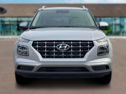 Hyundai Venue SEL FWD 2026