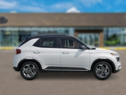 Hyundai Venue SEL FWD w/Two-Tone Roof 2026