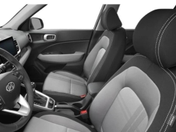 Hyundai Venue SEL FWD 2026