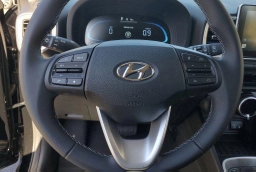 Hyundai Venue SEL FWD 2026