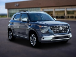 Hyundai Venue SEL FWD 2026