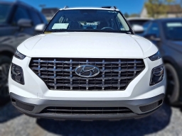 Hyundai Venue SEL FWD 2026