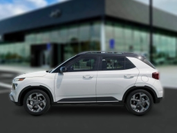 Hyundai Venue SEL FWD w/Two-Tone Roof 2026