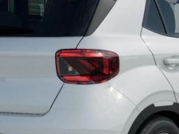 Hyundai Venue SEL FWD w/Two-Tone Roof 2026