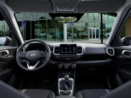 Hyundai Venue SEL FWD w/Two-Tone Roof 2026
