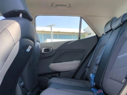 Hyundai Venue SEL FWD w/Two-Tone Roof 2026