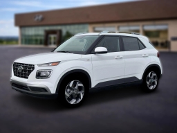Hyundai Venue SEL FWD 2026