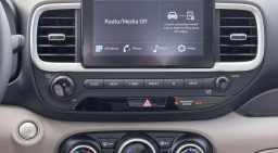 Hyundai Venue SEL FWD 2026