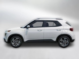 Hyundai Venue SEL FWD 2026