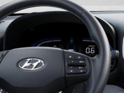 Hyundai Venue SEL FWD 2026