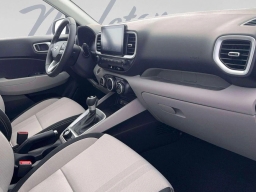 Hyundai Venue SEL FWD 2026