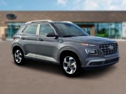 Hyundai Venue SEL FWD 2026