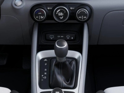Hyundai Venue SEL FWD 2026