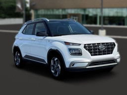 Hyundai Venue SEL FWD w/Two-Tone Roof 2026