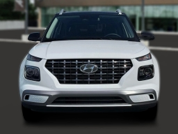 Hyundai Venue SEL FWD w/Two-Tone Roof 2026