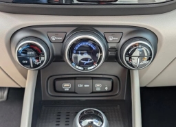 Hyundai Venue SEL FWD 2026