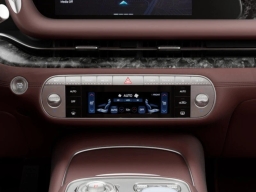 Genesis G90 3.5T e-SC AWD 2026