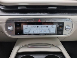 Genesis G90 3.5T e-SC AWD 2026