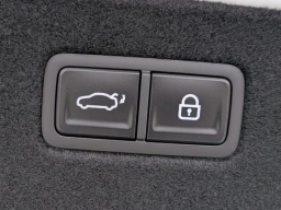Genesis G90 3.5T e-SC AWD 2026