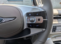 Genesis G90 3.5T e-SC AWD 2026
