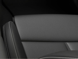 Genesis G70 2.5T RWD 2026