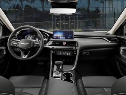 Genesis G70 2.5T RWD 2026