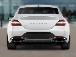 Genesis G70 2.5T RWD 2026
