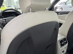 Genesis G70 2.5T RWD 2026