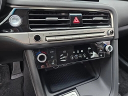 Genesis G70 2.5T RWD 2026