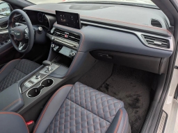 Genesis G70 3.3T Prestige Graphite RWD 2026