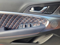 Genesis G70 3.3T Prestige Graphite RWD 2026
