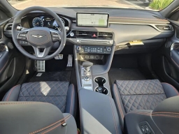 Genesis G70 3.3T Prestige Graphite RWD 2026