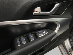 Genesis G70 2.5T AWD 2026