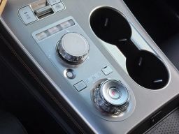 Genesis GV70 2.5T Sport Prestige AWD 2027