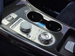 Genesis GV70 3.5T Prestige Graphite AWD 2027