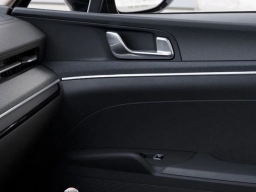 Kia K5 LXS Auto FWD 2026