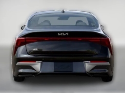 Kia K5 LXS Auto FWD 2026