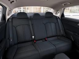 Kia K5 LXS Auto FWD 2026